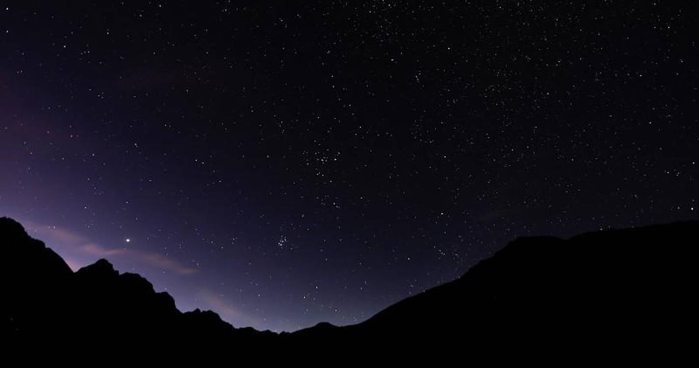 Cientistas descobrem planeta gigante com a densidade do algodão doce