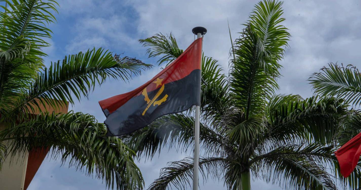 Deslizamento de terras mata 28 garimpeiros em mina de ouro em Angola