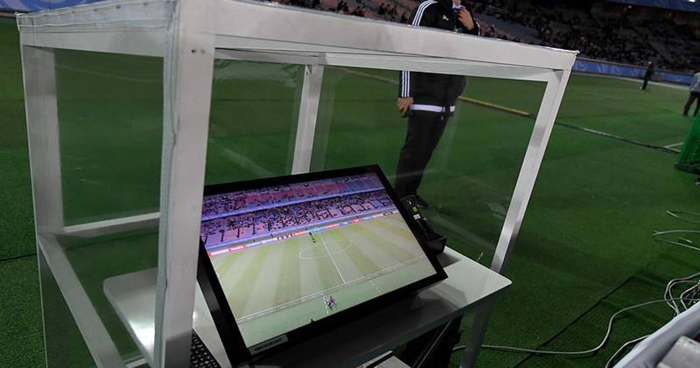 FIBA preocupada com jogo mais lento devido ao videoárbitro