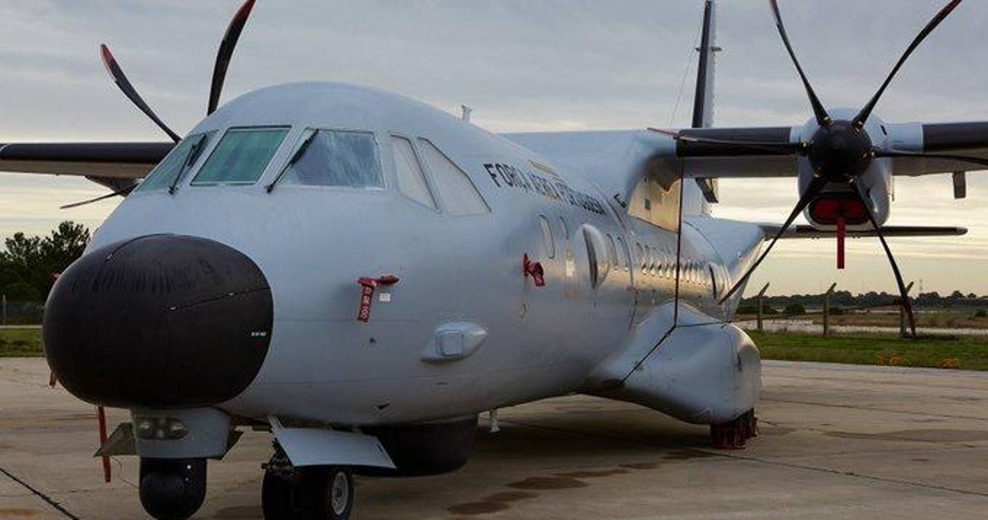 Força Aérea transporta doente urgente do Porto Santo para a Madeira