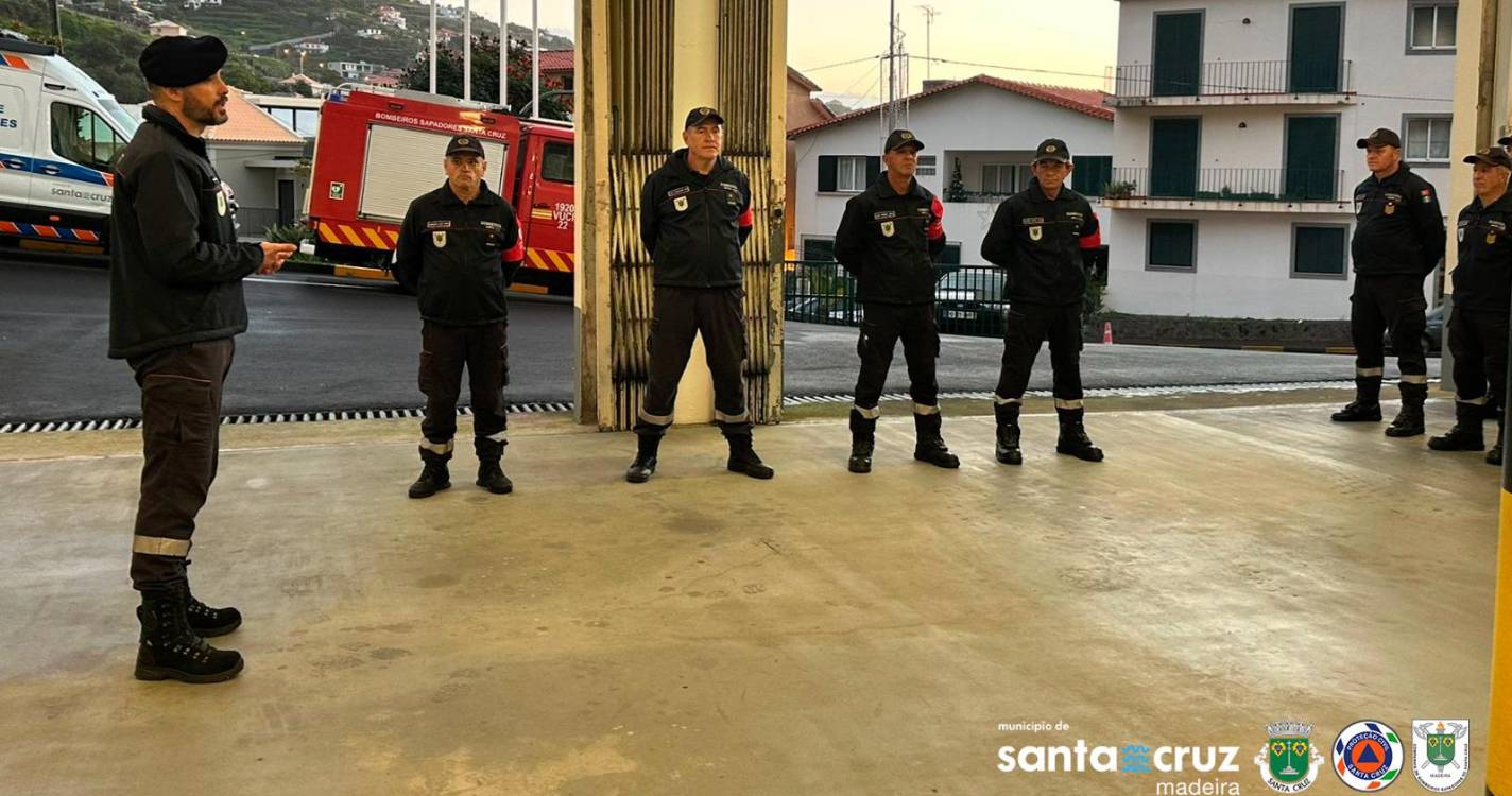 Cerimónia de Passagem de Chefia de Turno dos Bombeiros Sapadores de Santa Cruz