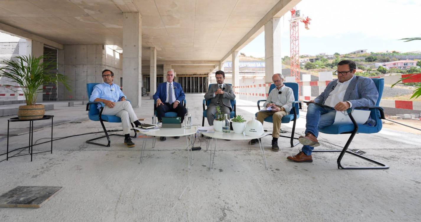 Acompanhe em direto o fórum ‘À descoberta do novo hospital’