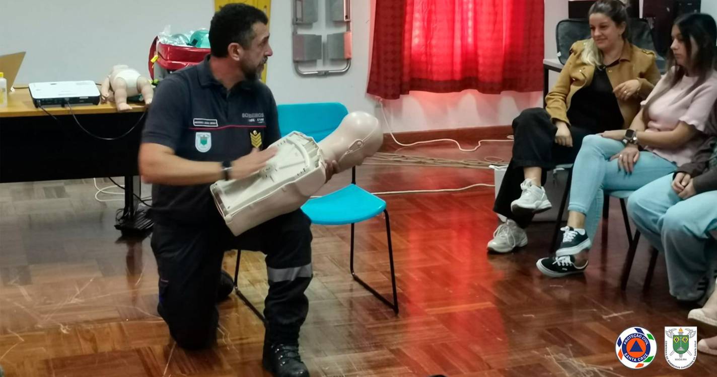 Sapadores de Santa Cruz reforçam segurança nas escolas com ações de formação e simulacros