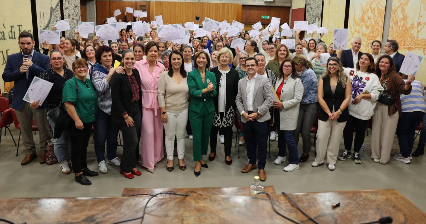 Governo Regional distingue cerca de 100 ajudantes domiciliárias
