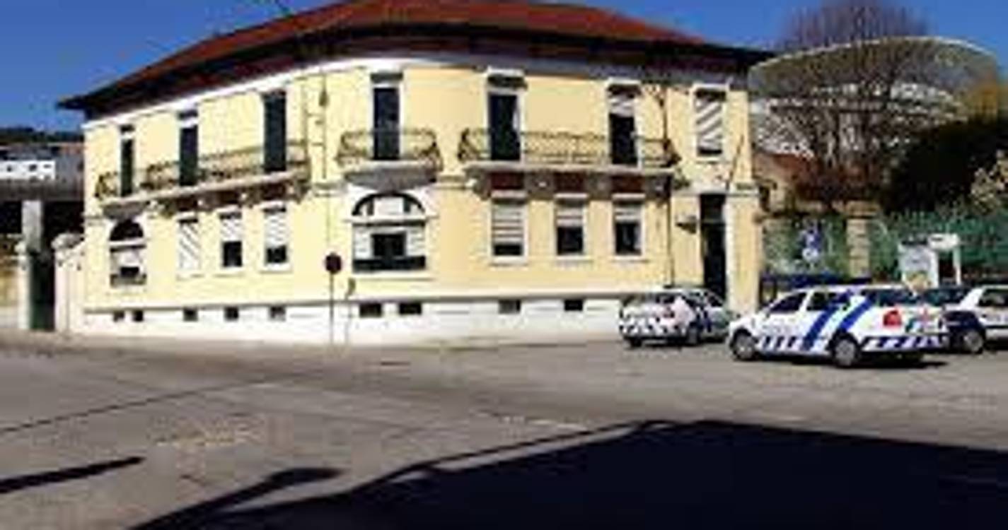 Detidos 5 suspeitos de tráfico e apreendidas mais de 4.600 doses de droga no Porto