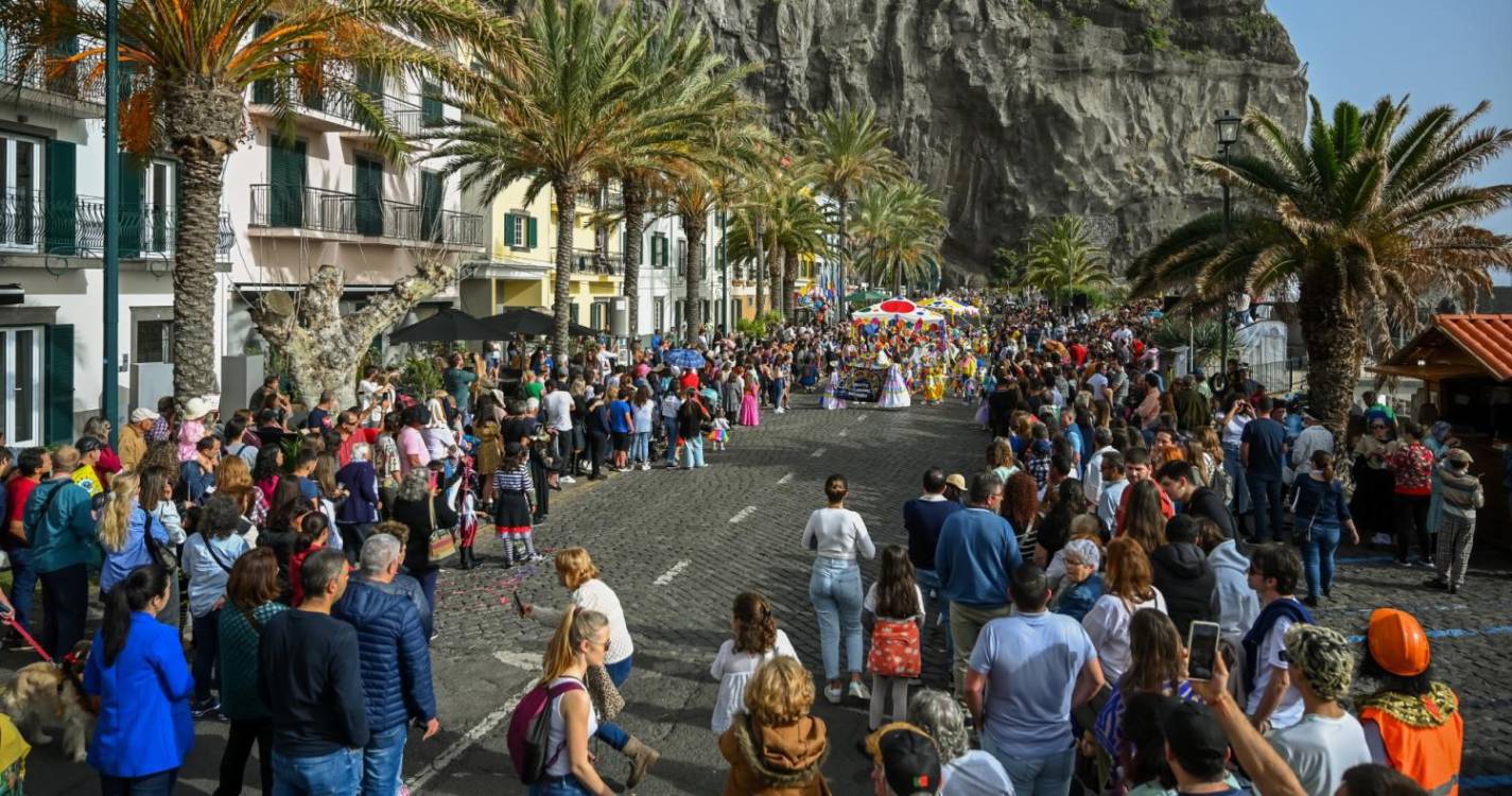 Carnaval da Ponta do Sol abrilhantado hoje por 500 foliões
