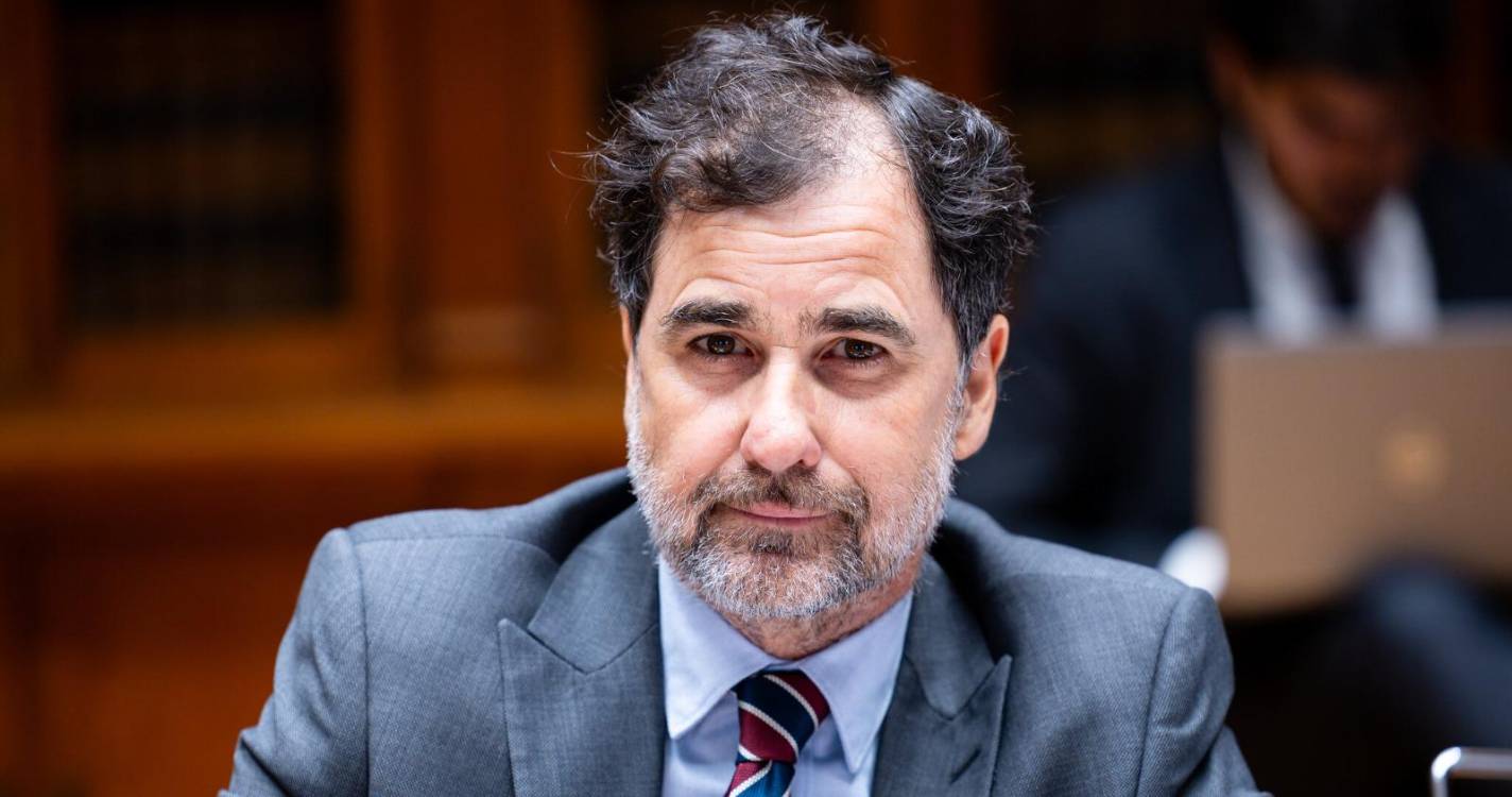 Paulo Neves prioriza Porto Santo junto do ministro das Infraestruturas