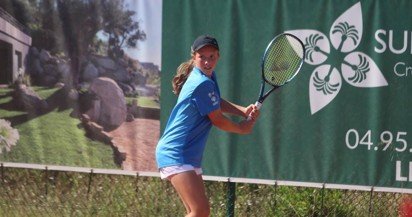 Ténis: Madalena Fernandes qualifica-se para os ‘quartos’ no Torneio Internacional de Portimão