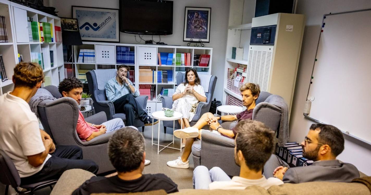 Rubina Leal visita Associação Académica da Universidade da Madeira