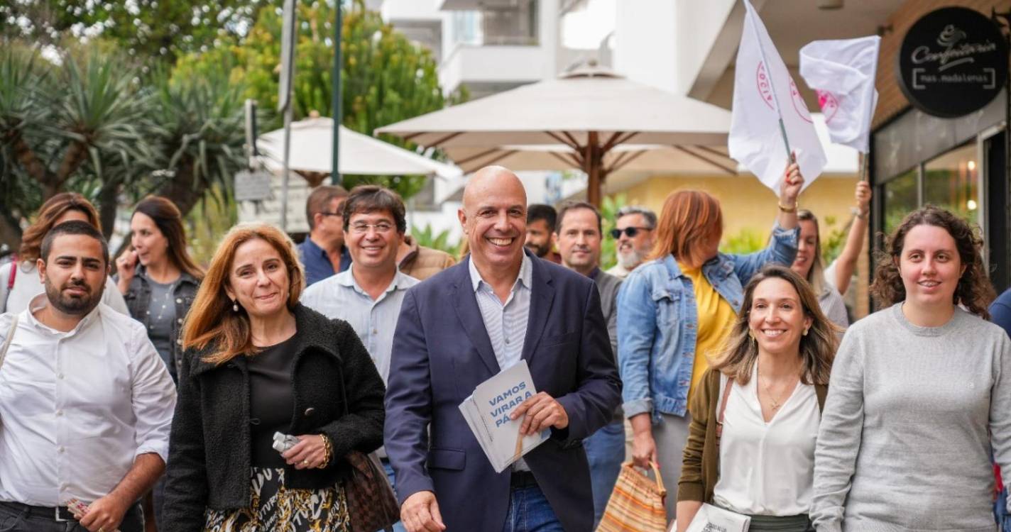 PS garante passe único e transportes públicos gratuitos para menores de 25 anos e maiores de 60