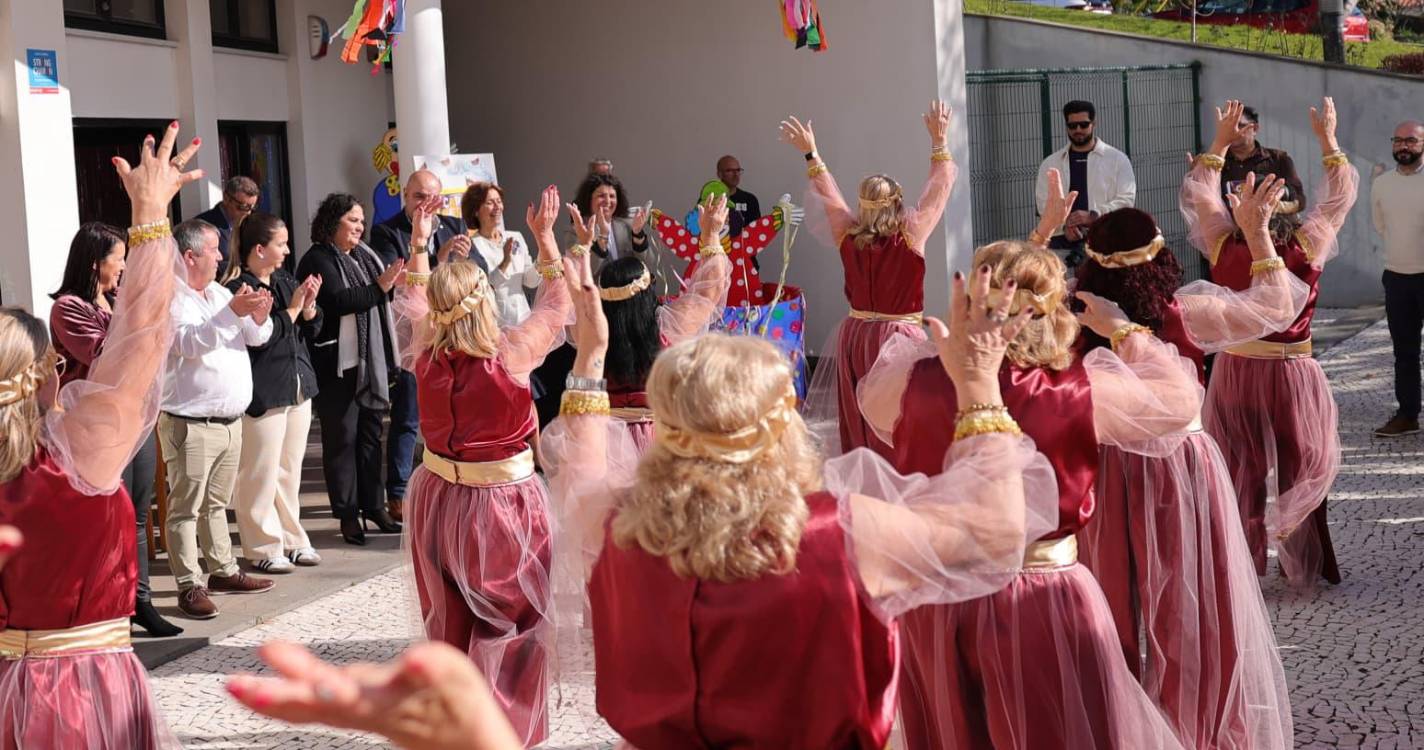 Carnaval no Jardim da Serra junta utentes de seis centros de dia