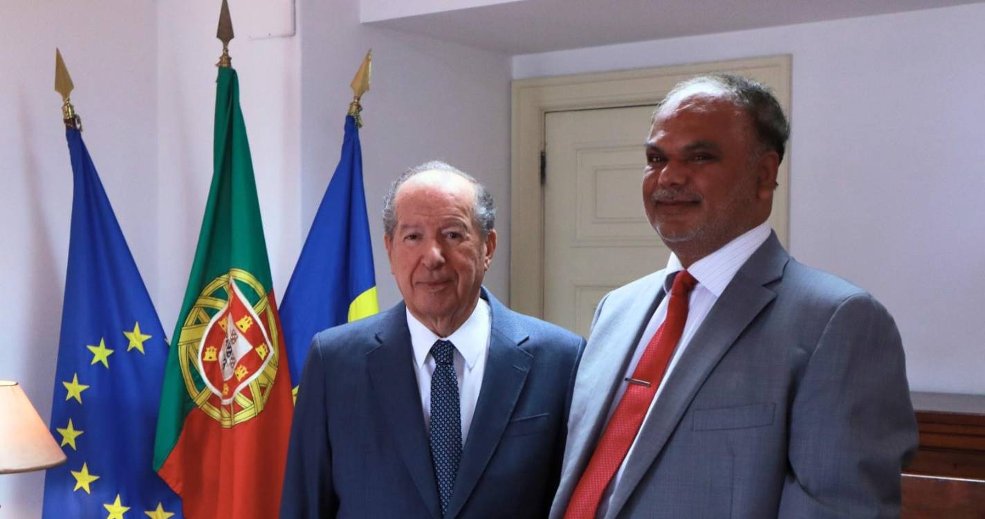 Comunidade paquistanesa “tem dado um importante contributo para a economia regional”