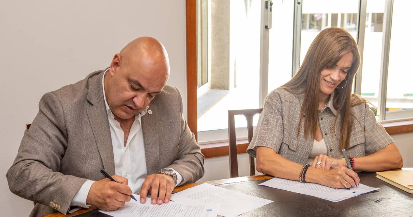 Sociedade Metropolitana de Desenvolvimento e autarquia de Câmara de Lobos assinam protocolo para valorização da Praia do Vigário