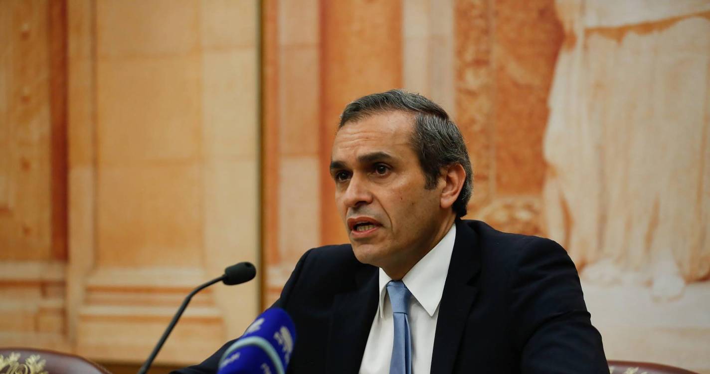 “Não hesitarei nenhuma vez em defender a Madeira”, garante Carlos Pereira