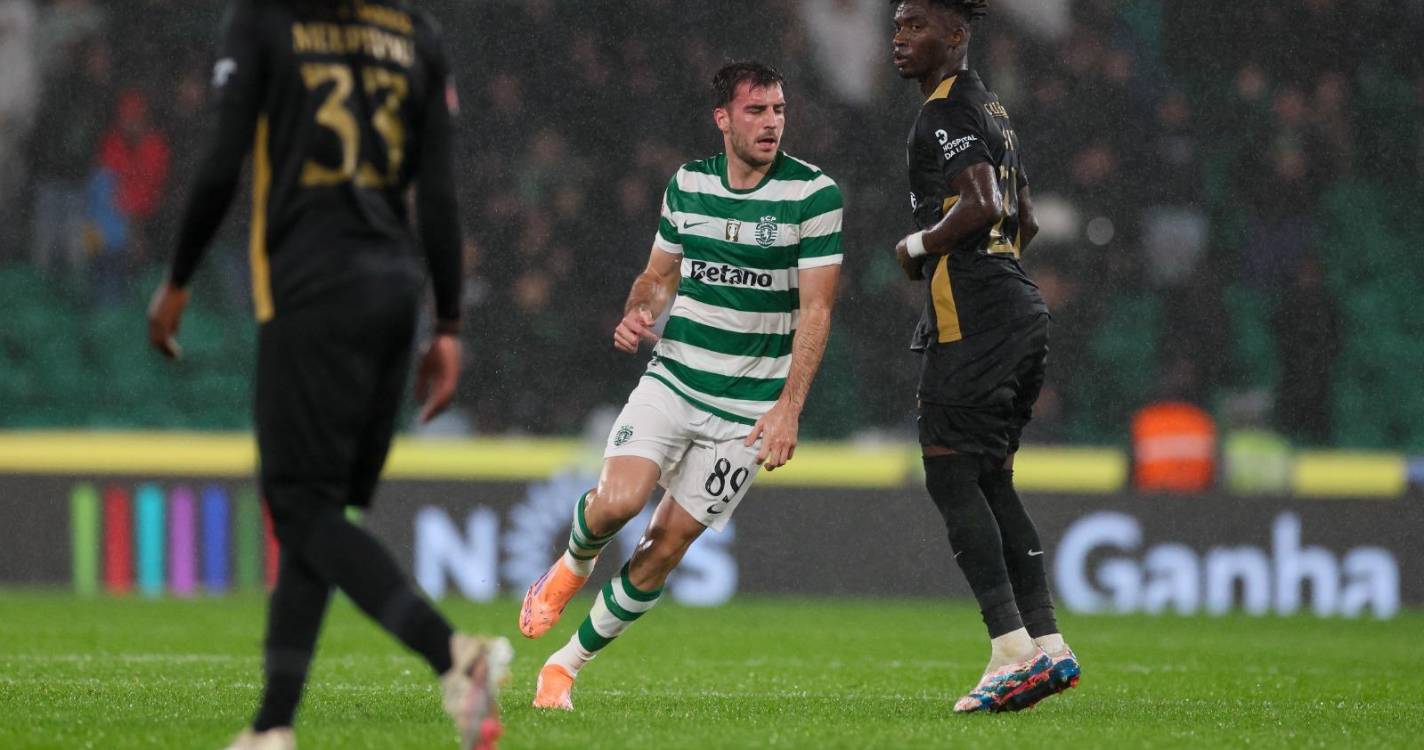 Sporting vence Alverca por 2-0