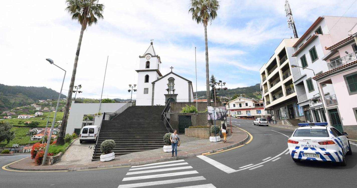 Estreito de Câmara de Lobos inaugura obras de reabilitação no salão paroquial