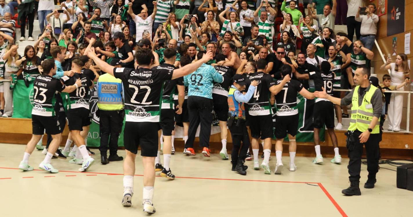 Sporting vence Marítimo e revalida título de campeão nacional de andebol (com fotos)