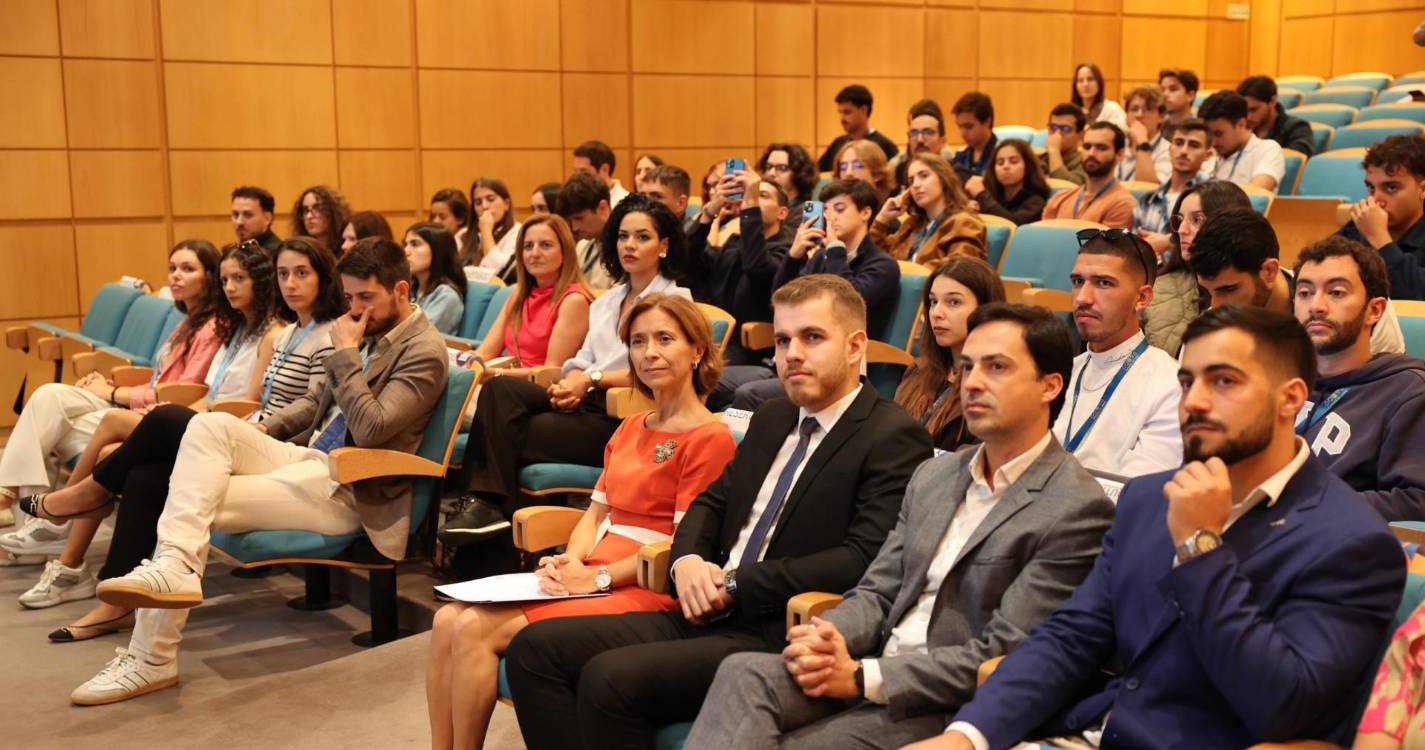 Paula Margarido saúda iniciativa juvenil que descentraliza a reflexão política
