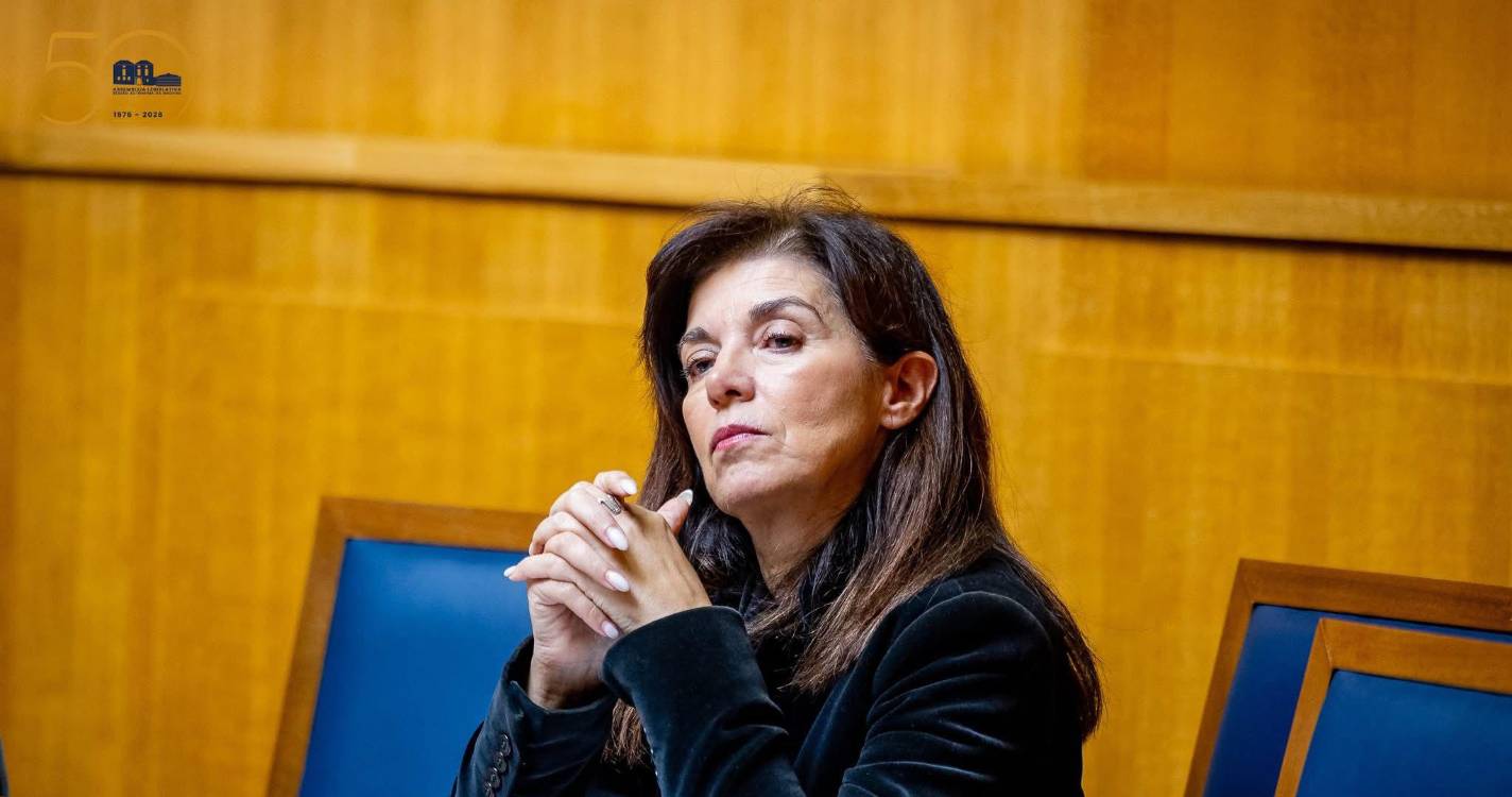 Governo aponta à revisão do estatuto da carreira docente