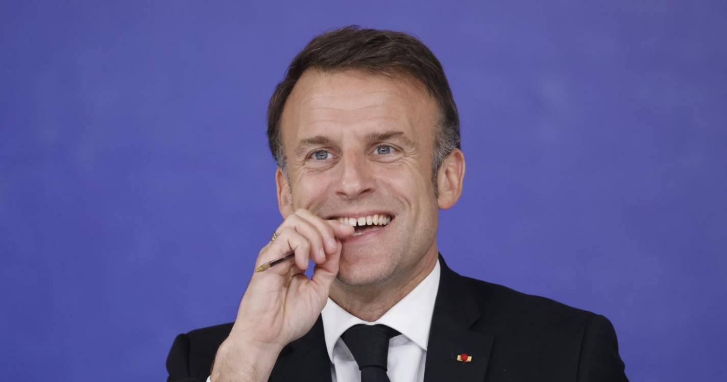 Europeias: Extrema-direita lidera sondagens em França e Macron perde votos para centro-esquerda