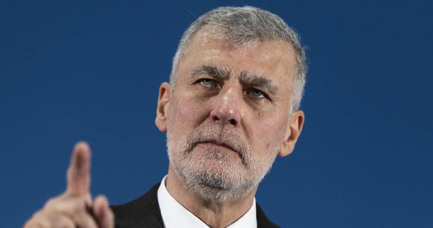 Presidenciais: Gouveia e Melo não se surpreende com eventual apoio de Cotrim a Ventura na 2.ª volta