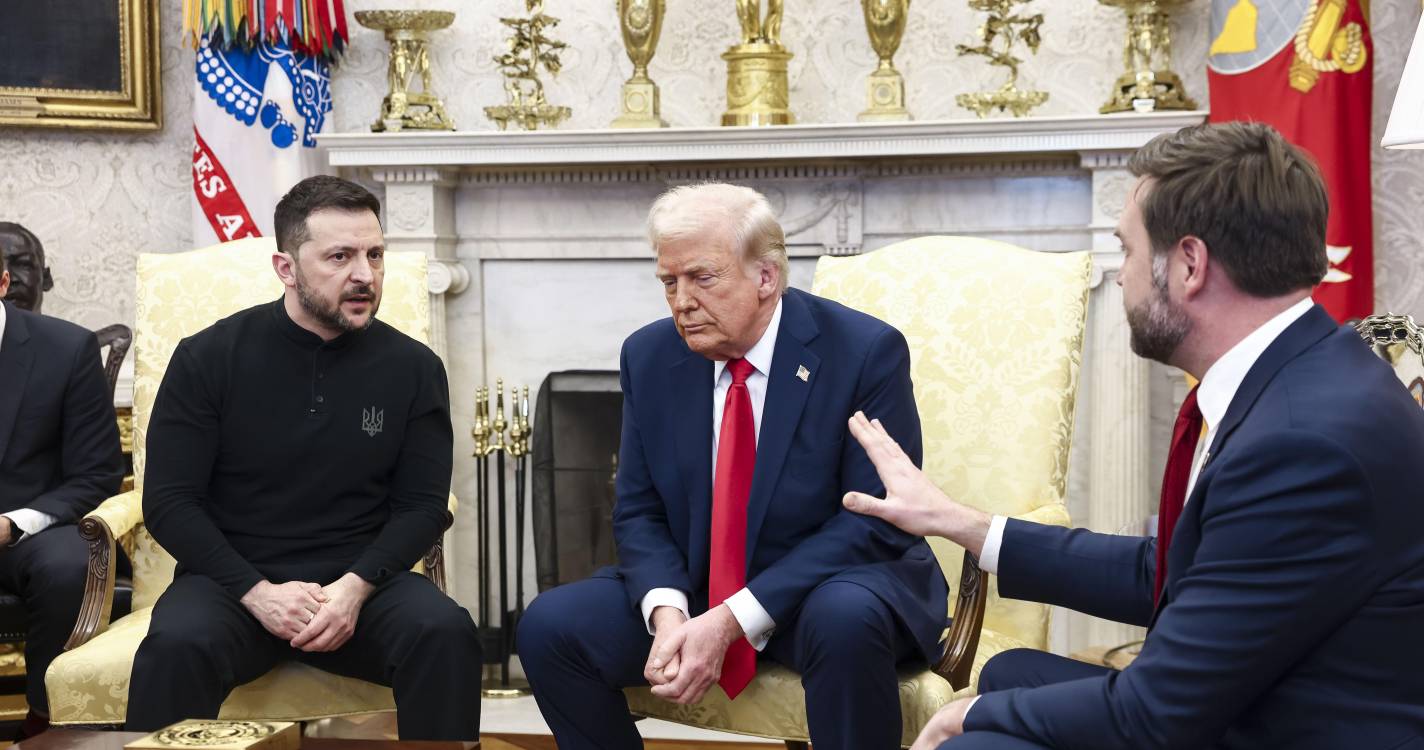 Ucrânia: Trump e Vance acusam Zelensky de “desrespeito” no Salão Oval da Casa Branca