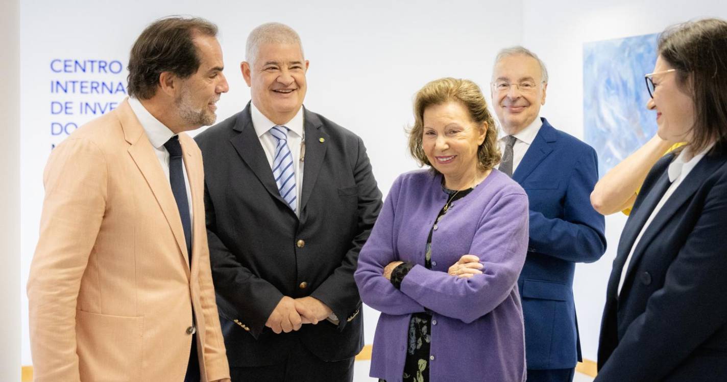 Albuquerque regressa às visitas oficiais, mas sem comunicação social