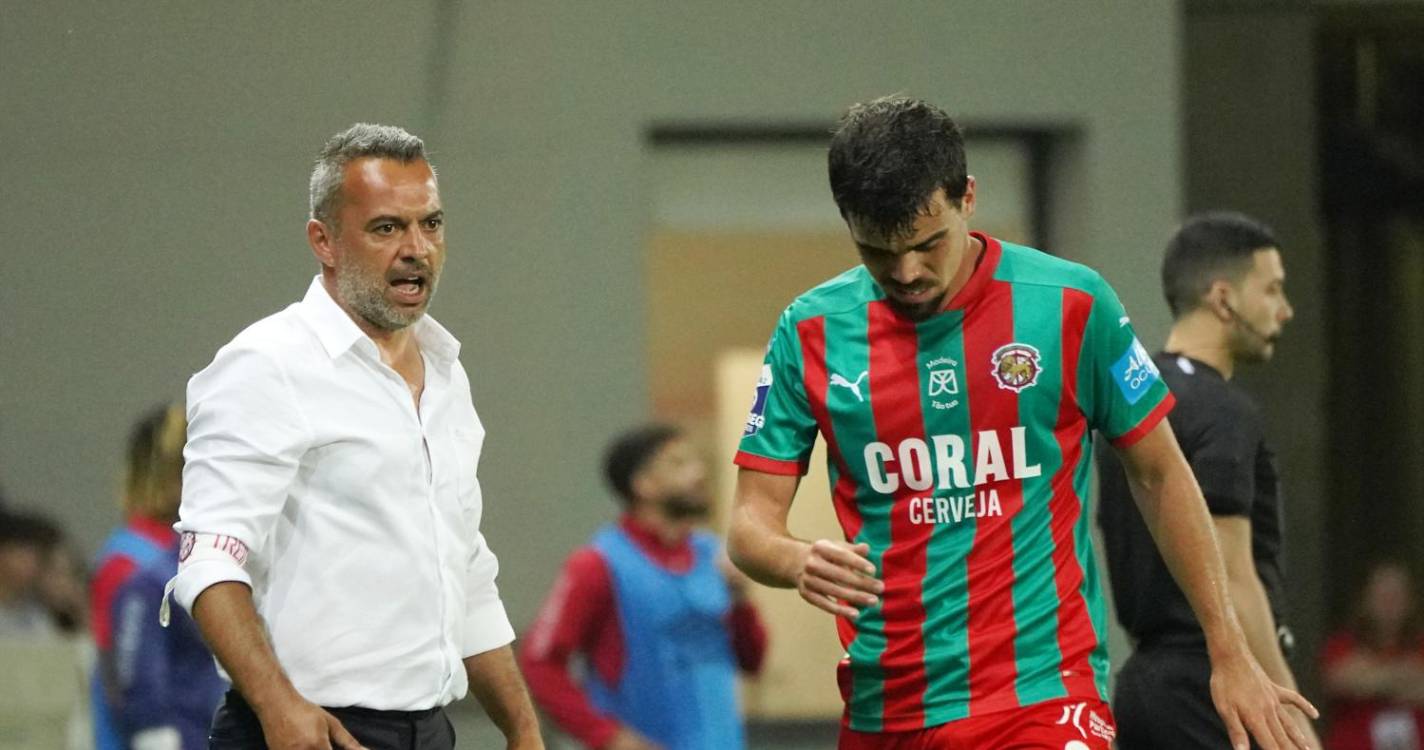 Conheça o onze inicial do Marítimo no jogo decisivo em Viseu