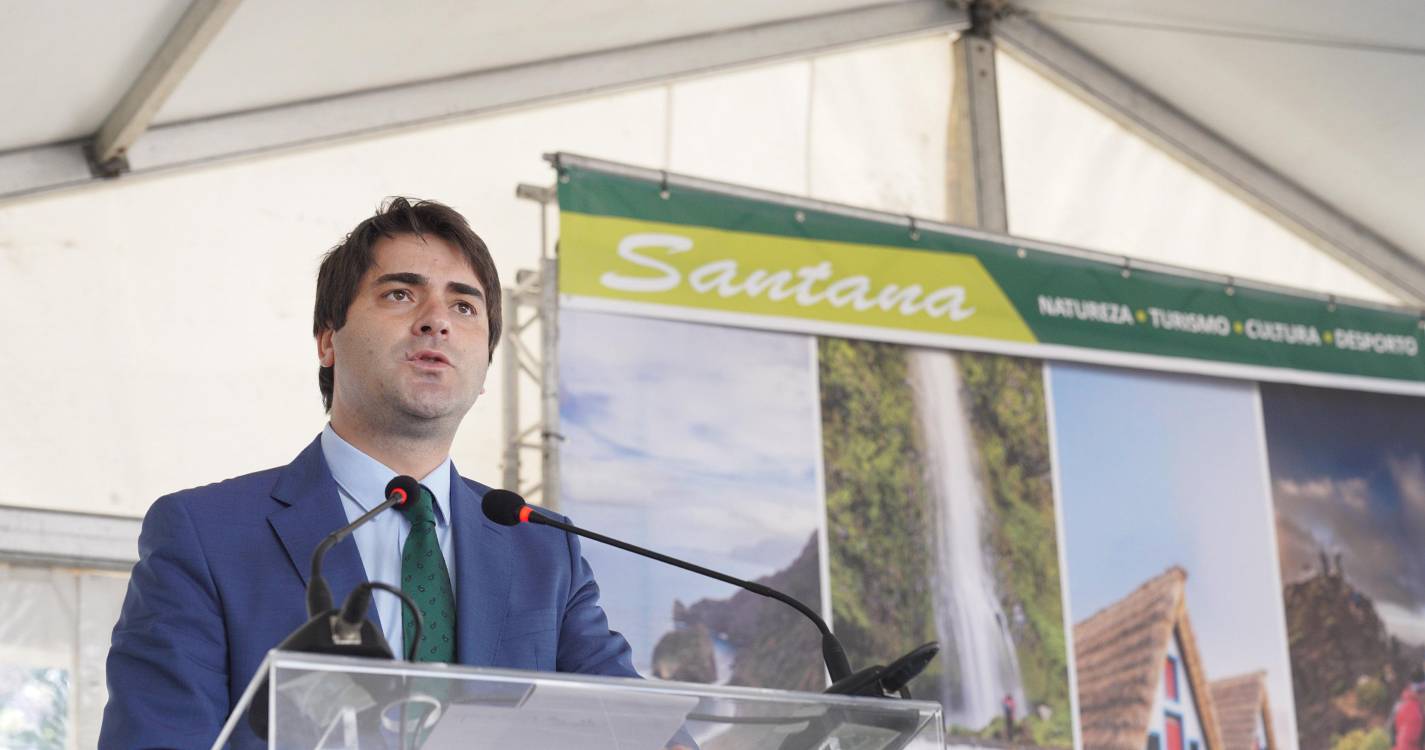 Assembleia Municipal de Santana aprova alívio fiscal de quase meio milhão de euros