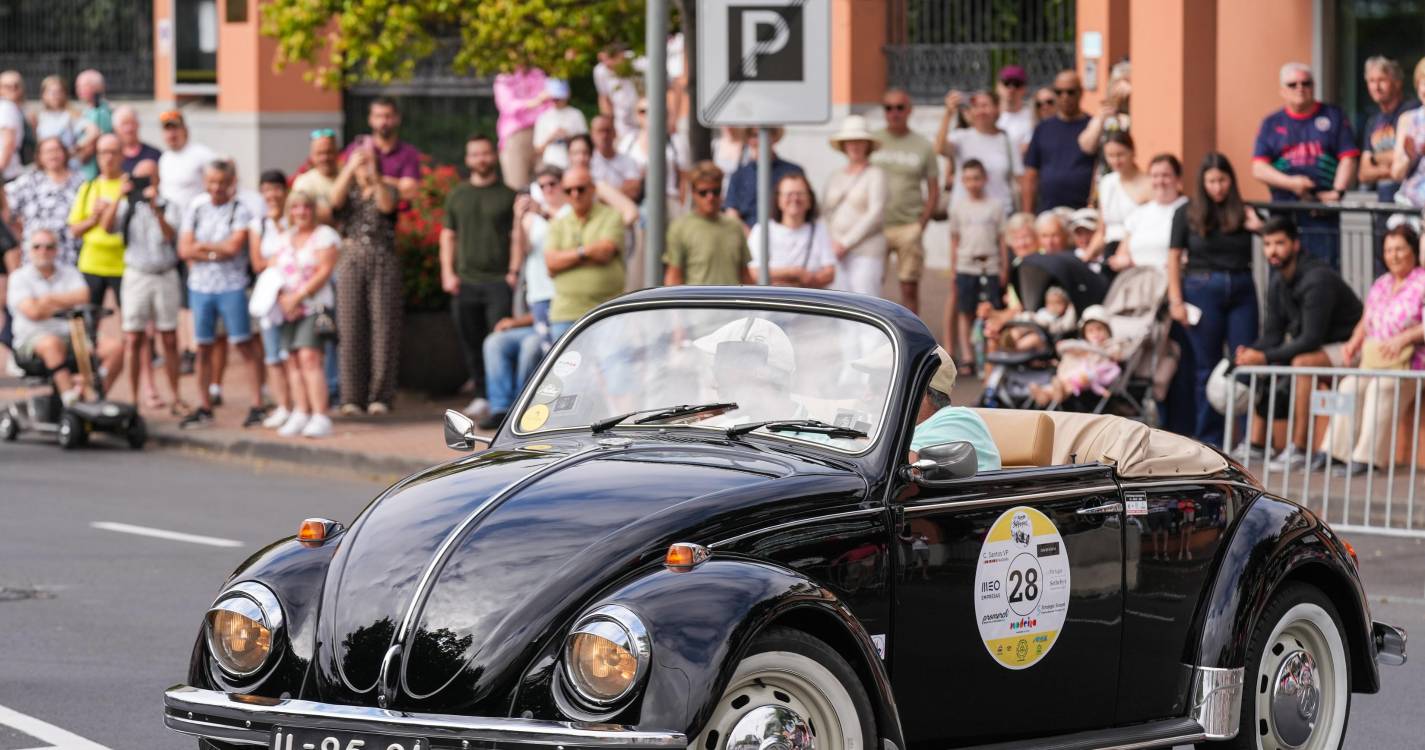 Percorra a galeria que mostra como foi o desfile em ‘grande estilo’ de clássicos
