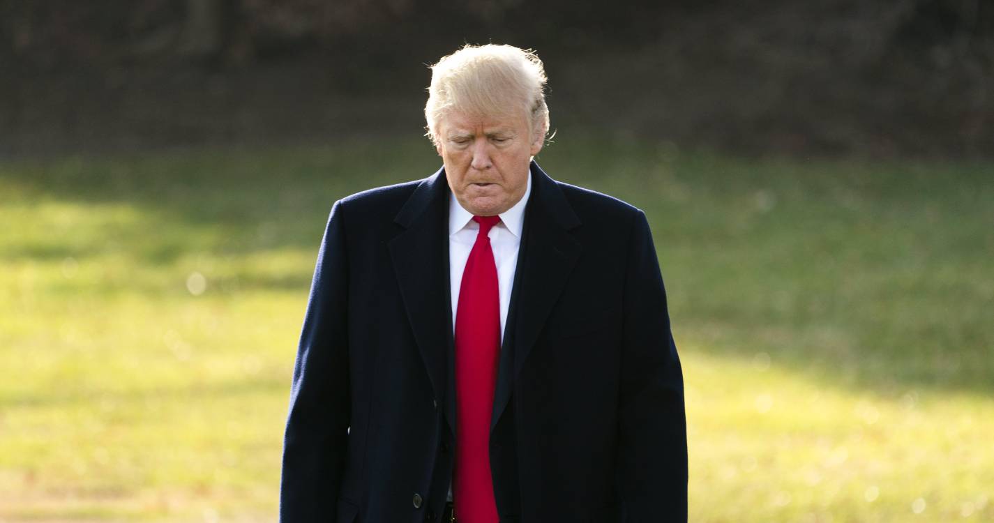 Tarifa de 10% sobre produtos importados pelos EUA entra em vigor