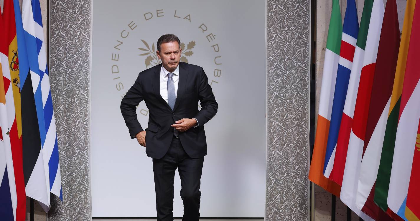 Ucrânia: Montenegro admite militares portugueses em força de paz apenas se for necessário