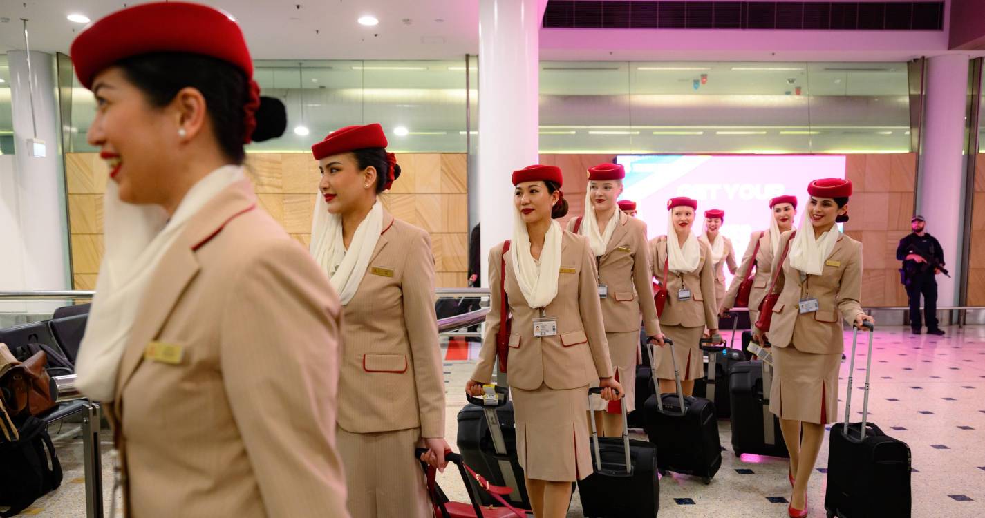 Irão: Aeroporto do Dubai suspende atividades após ataque iraniano