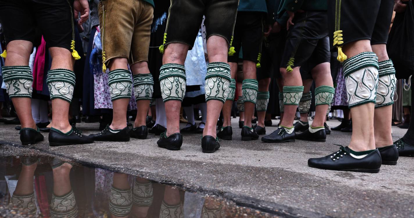 Polícia suspende Festival da Cerveja após um morto em explosão em Munique