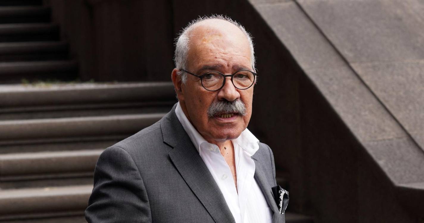 Nabais diz que Carlos Teles vai continuar mandato e que na recolha da prova há “muita palha”