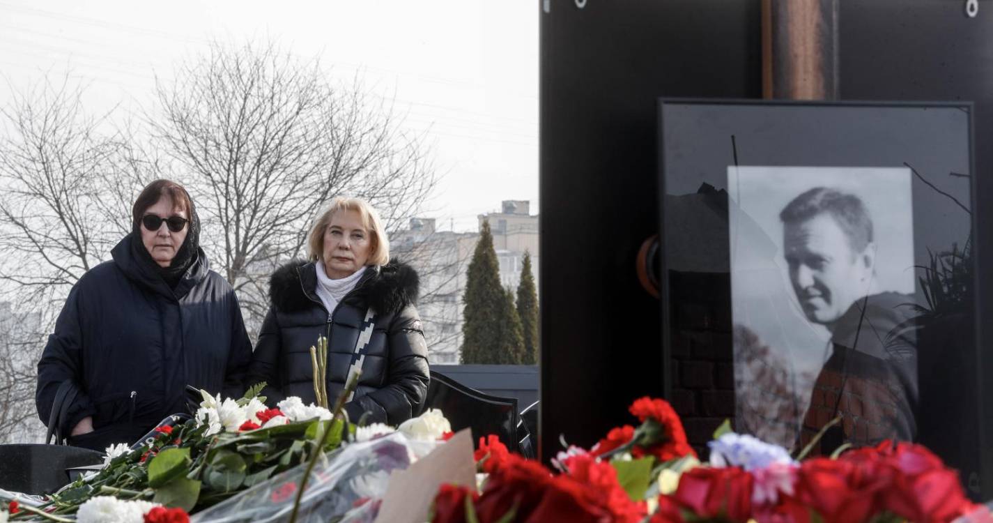 Navalny: Milhares prestam homenagem e mostram que oposição está viva na Rússia