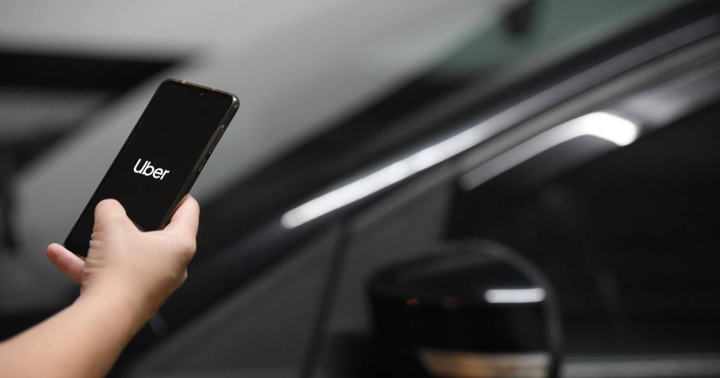 Instalações da Uber alvo de buscas, mas empresa diz que “não é a entidade visada”