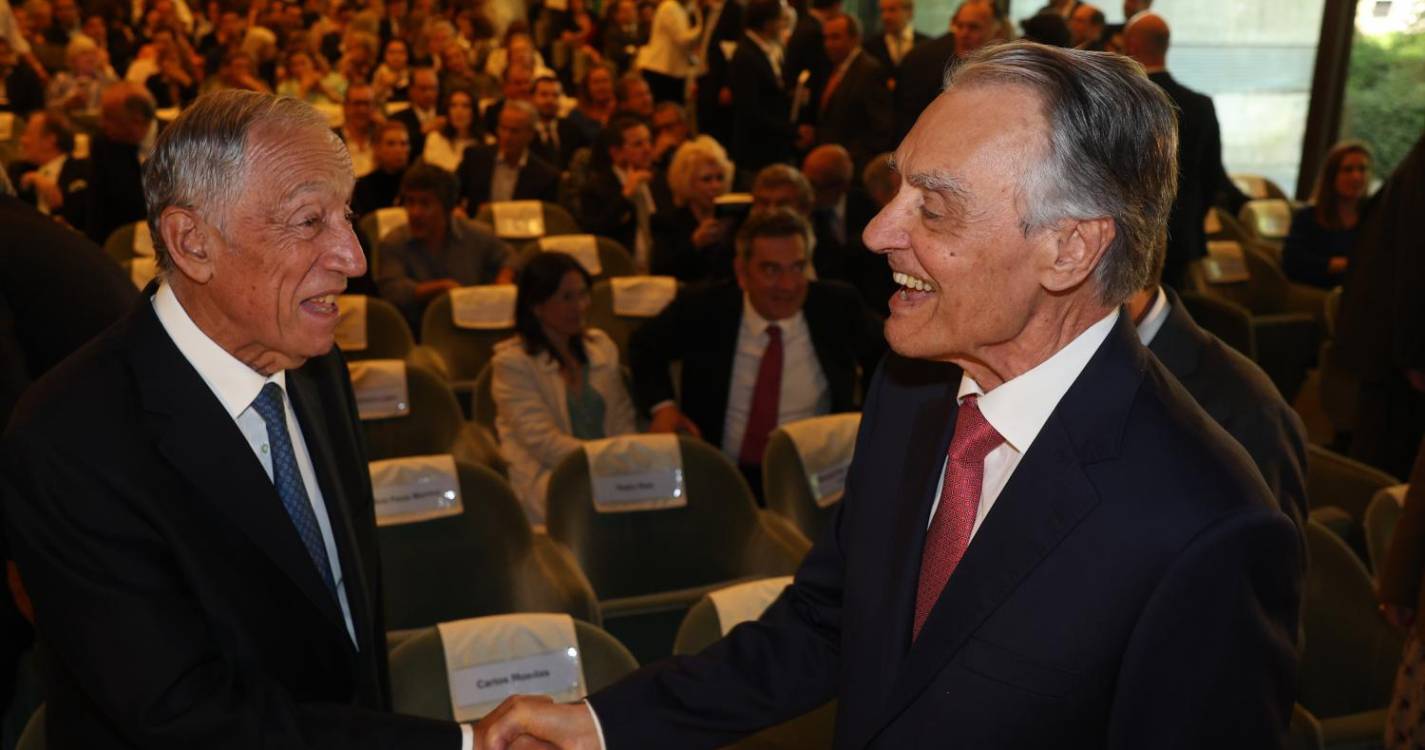 Deixem o Governo governar, depois analisem e julguem – Cavaco Silva