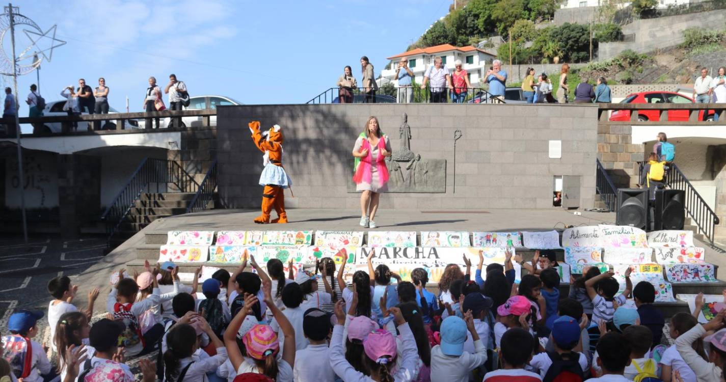 Ribeira Brava realizou marcha pelos direitos das crianças