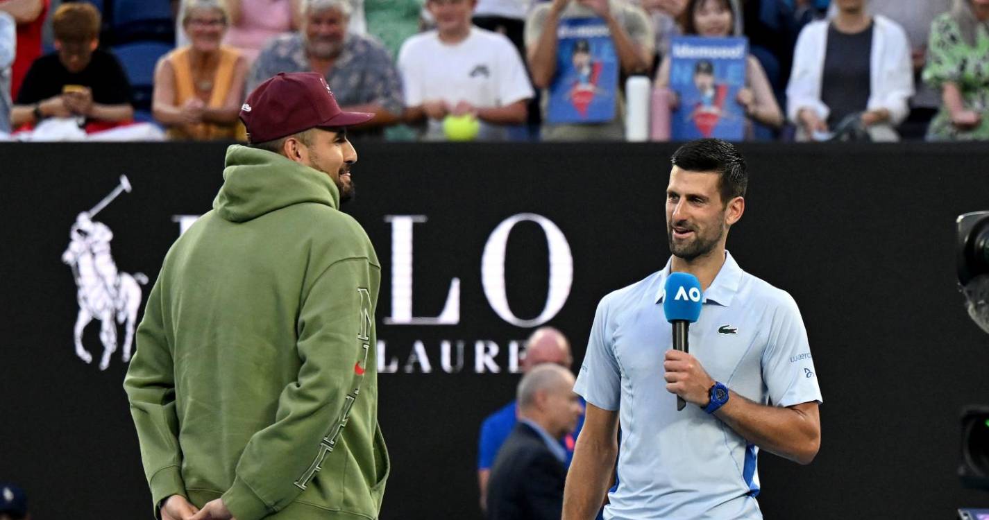 Djokovic vence Taylor Fritz e segue para as meias-finais do Open da Austrália