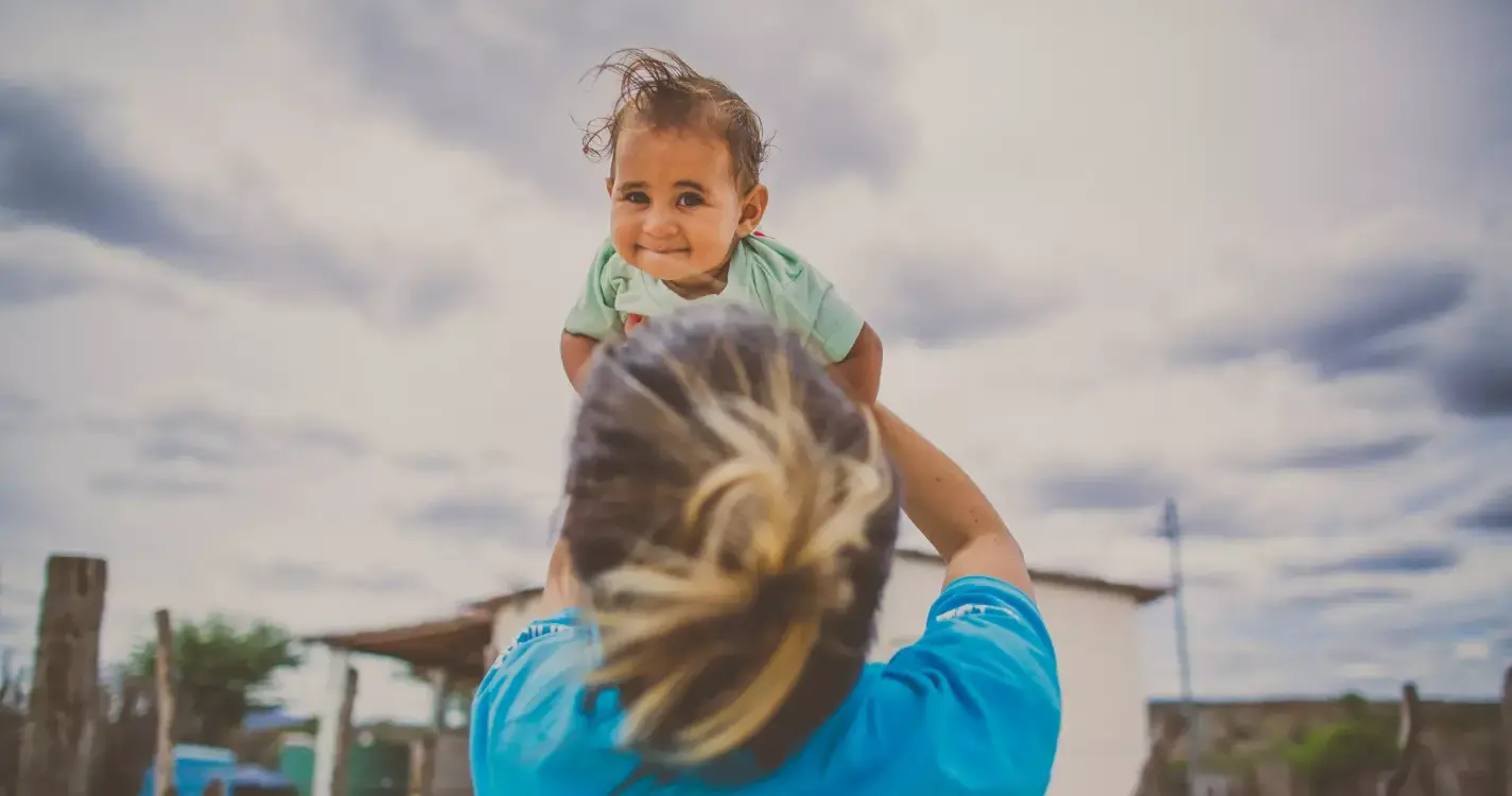 Mais de 20 milhões de crianças e famílias em risco devido aos cortes nos fundos - UNICEF