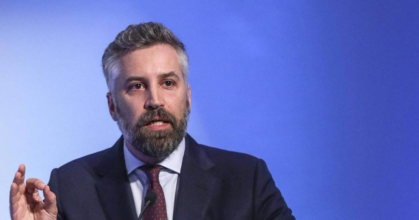 Pedro Nuno desafia Montenegro para trabalho conjunto sobre problemas da justiça