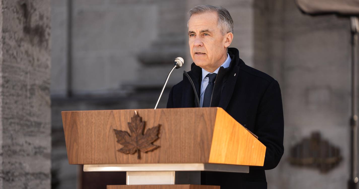 Primeiro-ministro do Canadá anuncia eleições antecipadas e promete enfrentar Trump