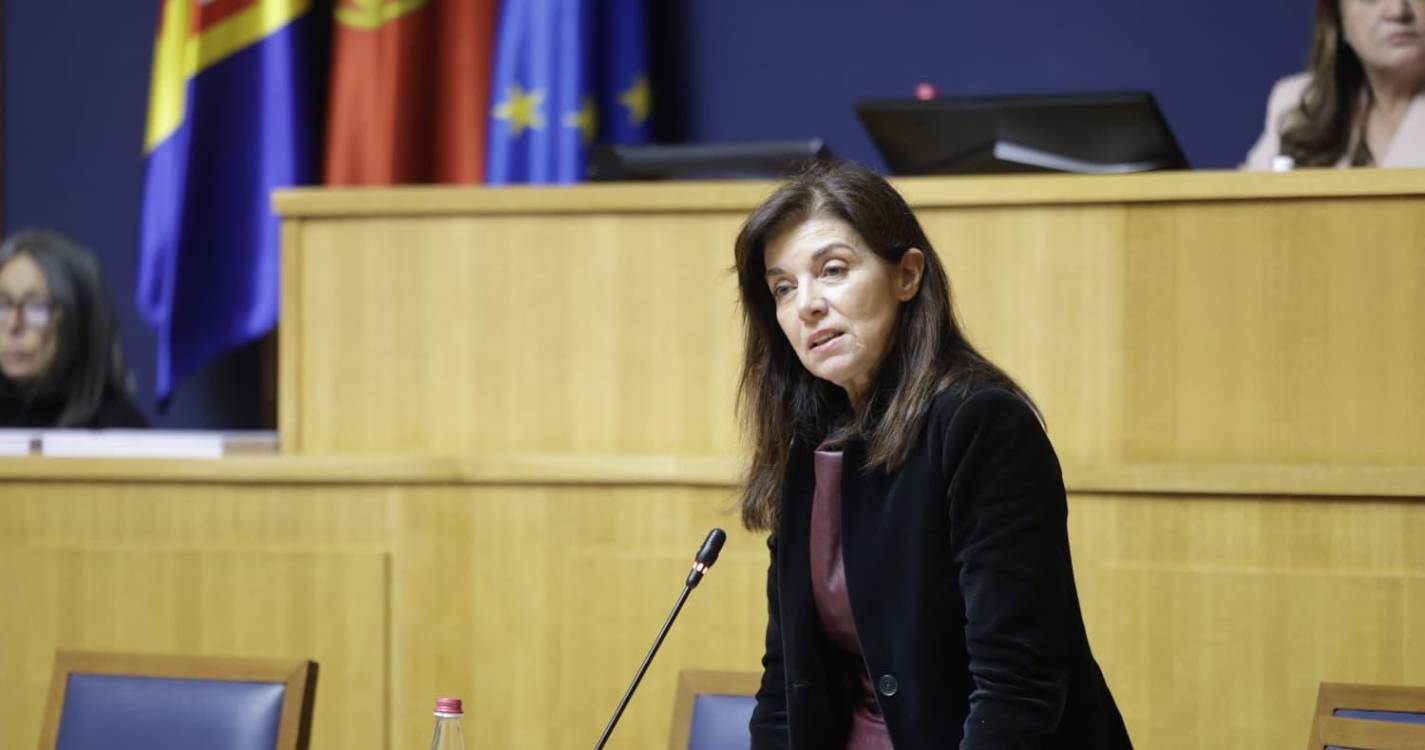 Elsa Fernandes apresenta proposta de criação de insígnia para assinalar autonomia