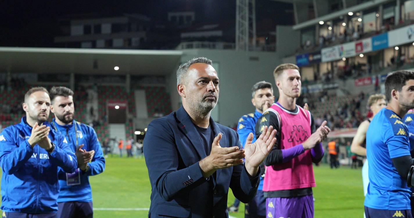 Fábio Pereira antevê “playoff 50/50” e destaca “orgulho” no percurso do Vizela