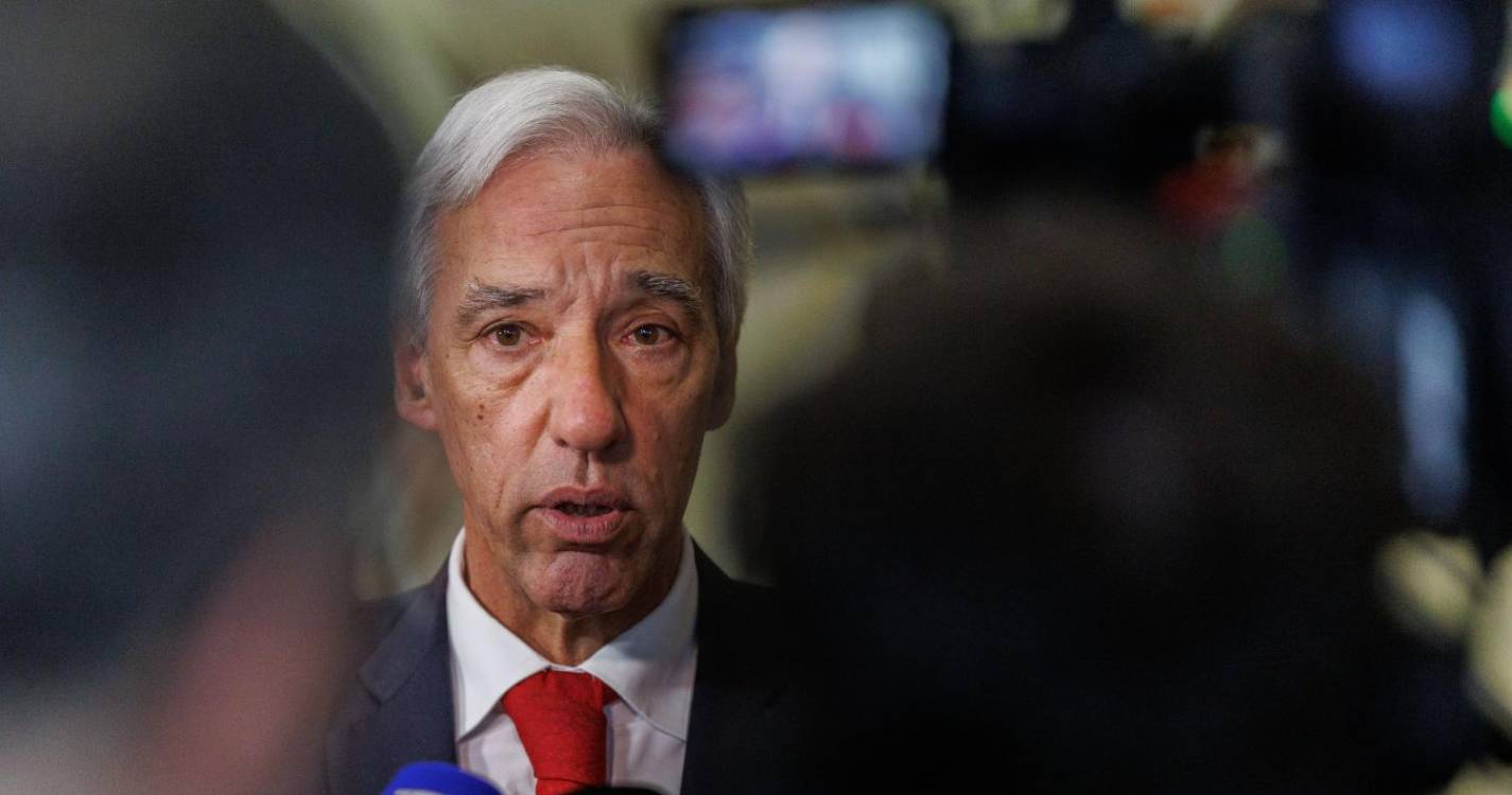 Ucrânia: UE falha objetivo de enviar um milhão de munições até março