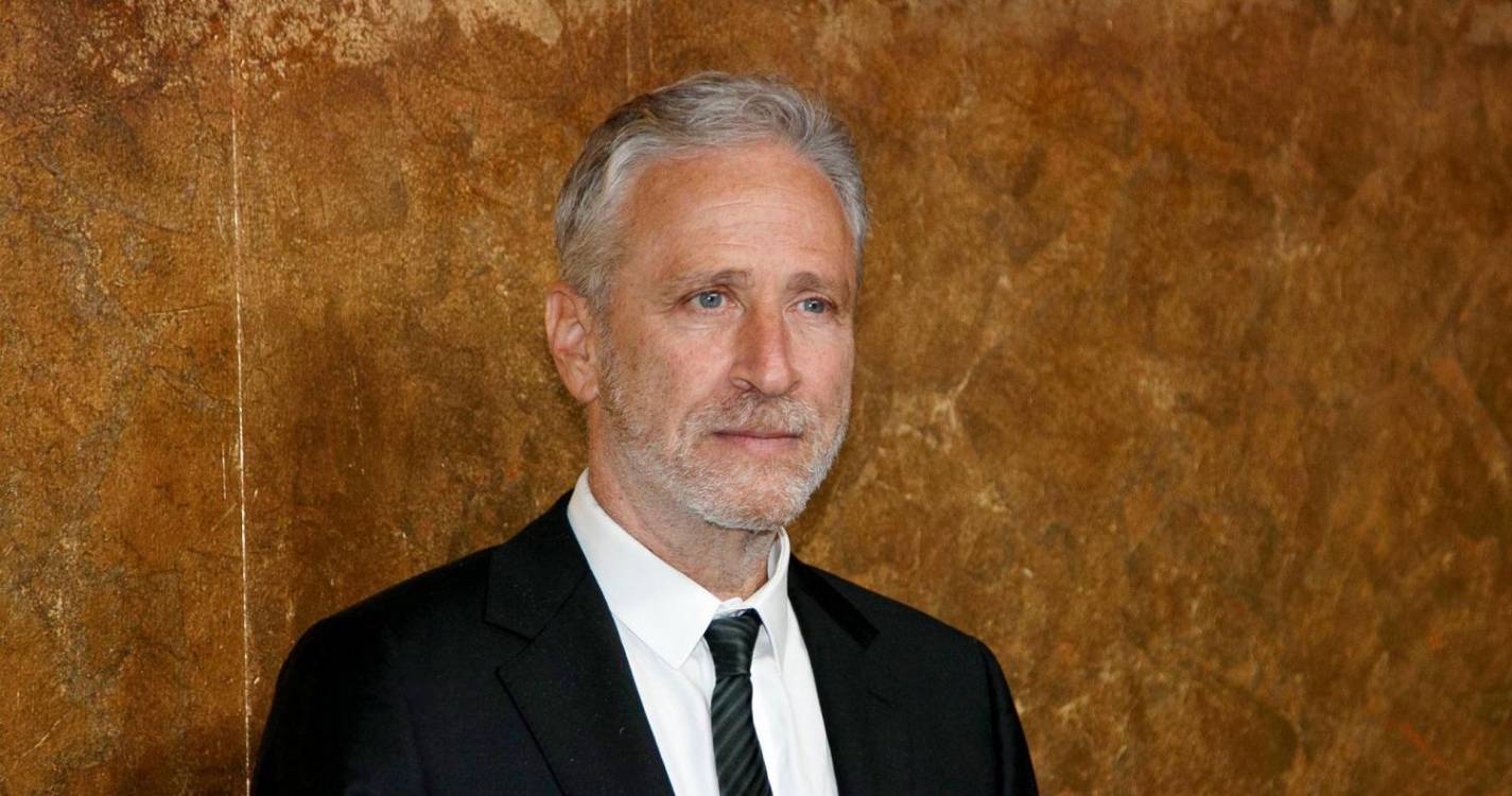 Jon Stewart volta a apresentar “The Daily Show” em ano de eleições nos EUA