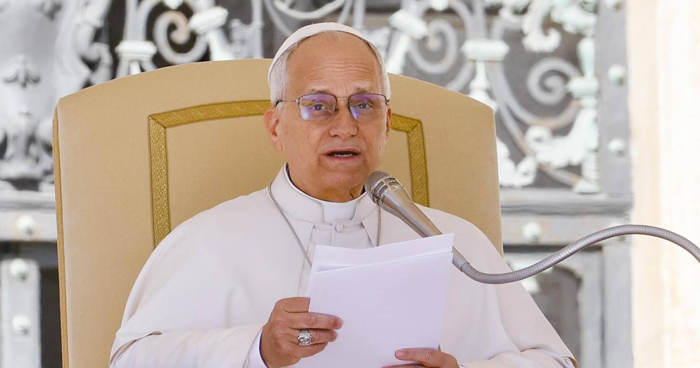 Irão: Papa saúda acordo de cessar-fogo e pede retorno a negociações de paz