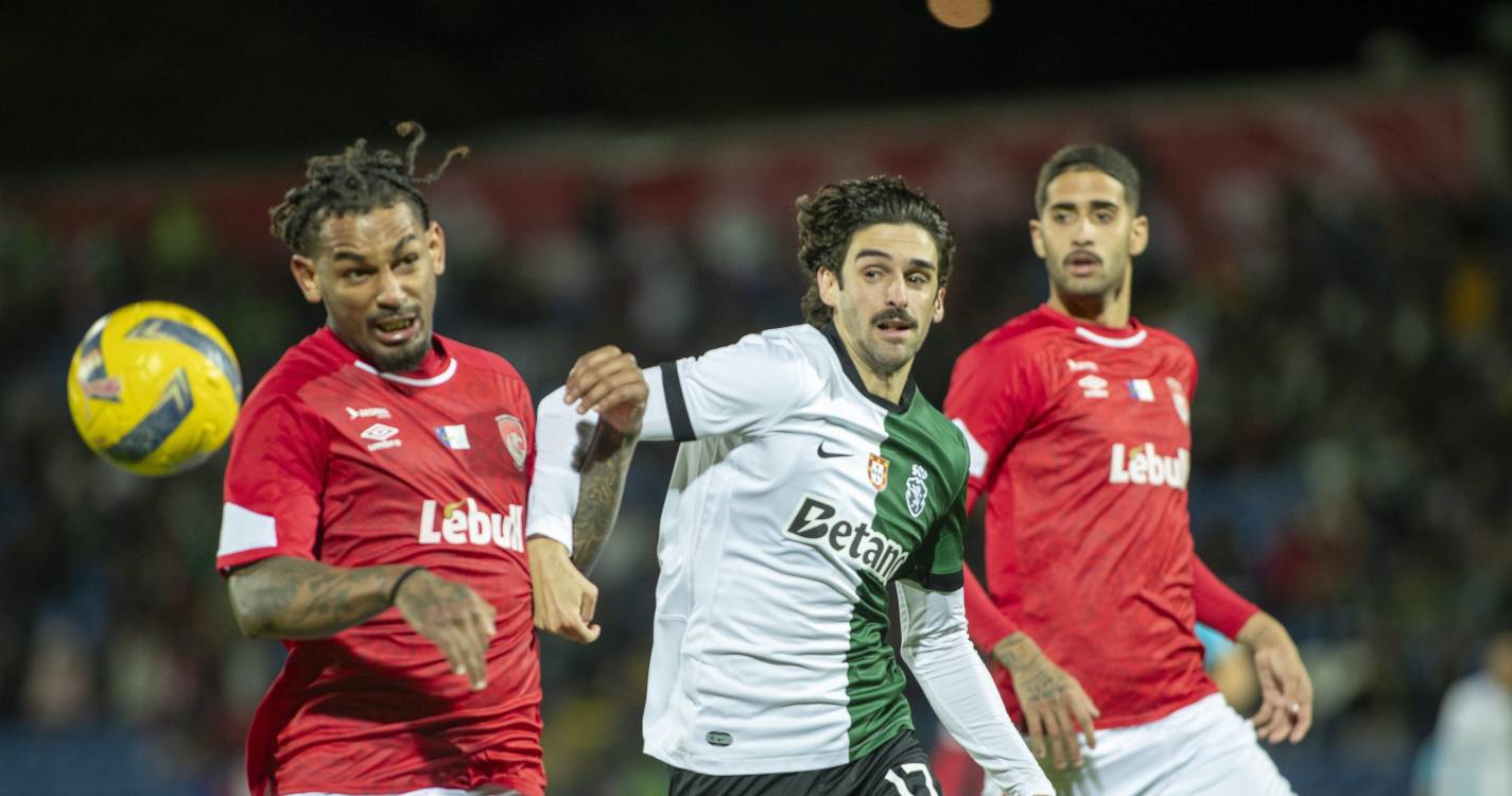 Sporting bate Santa Clara e segue em frente na Taça de Portugal