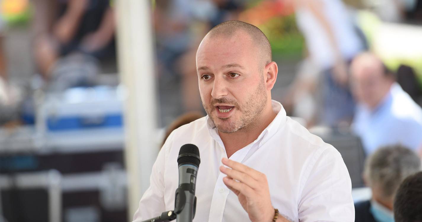 Marco Martins é “totalmente contra” instalação de novas jaulas de aquacultura